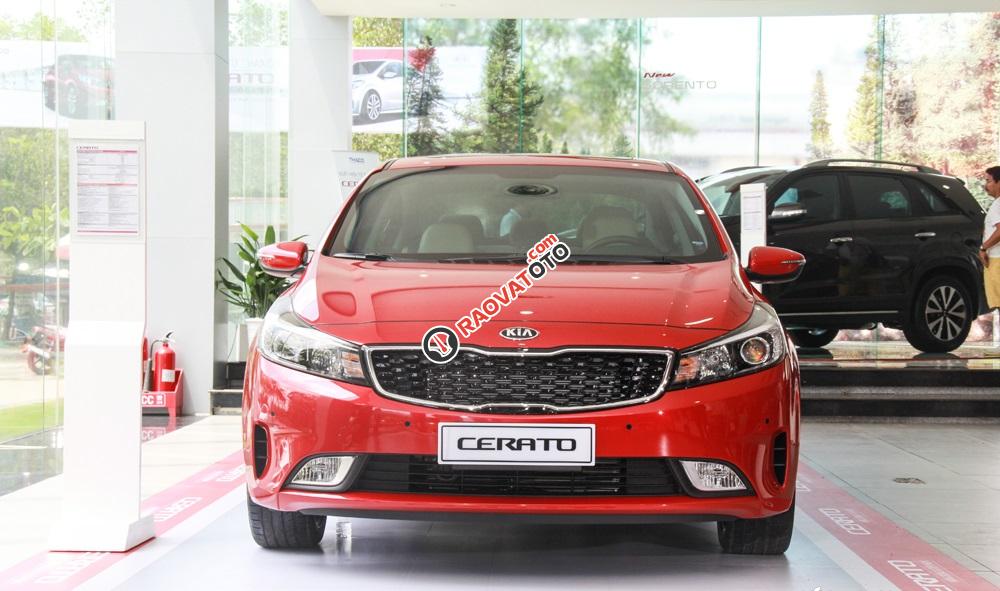 Bán Kia Cerato số sàn (số tay) 2018 giá từ 530 triệu có bán trả góp, đủ màu xe tại 0978 447 462-0