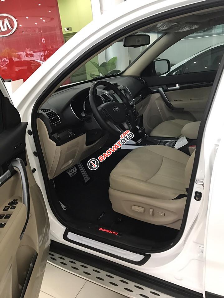 Bán Kia Sorento 2017 -LH: 0938.838.184-2