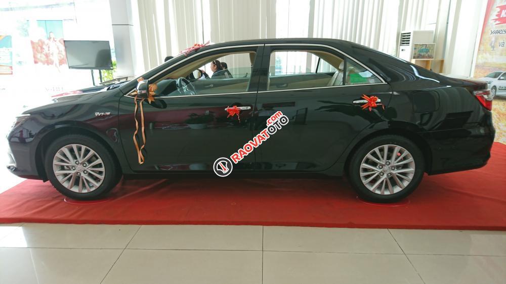 Toyota Camry New 2018, trả góp 90%, ưu đãi lên đến 50 triệu đồng-2