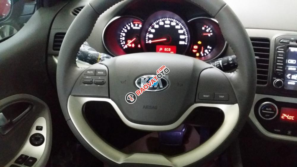 Kia Đồng Nai bán Morning Si 2018, hỗ trợ vay 85%, chỉ 100tr có xe giao ngay. Tặng film + BHVC-1