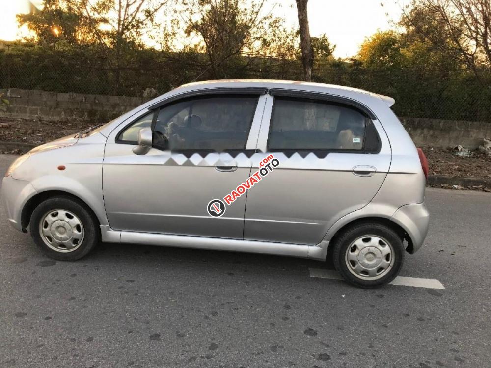 Cần bán gấp Chevrolet Spark đời 2010, màu bạc, nhập khẩu hàn quốc như mới-6