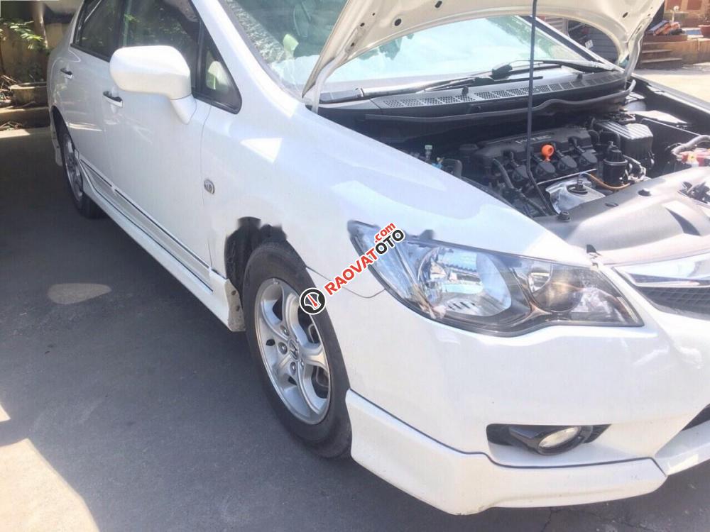 Bán Honda Civic 1.8 đời 2010, màu trắng số tự động-5