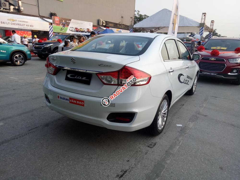 Bán Suzuki Ciaz 2017, xe giao ngay, liên hệ: 0985.547.829-2