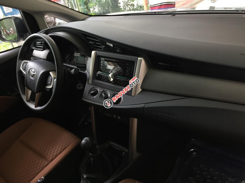 Toyota Innova E 2018, chỉ còn 707 triệu, giá tốt nhất thị trường, lh: 0912527079-3