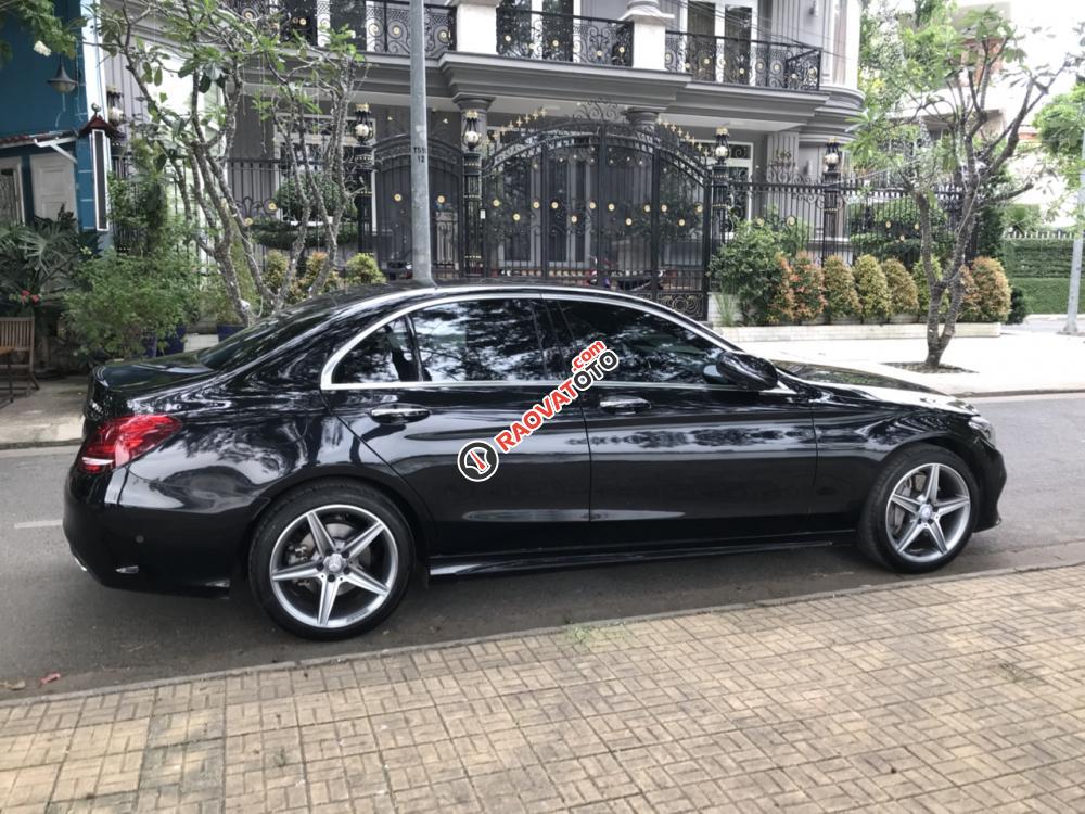 Bán ô tô Mercedes C300 đời 2016, màu đen-0