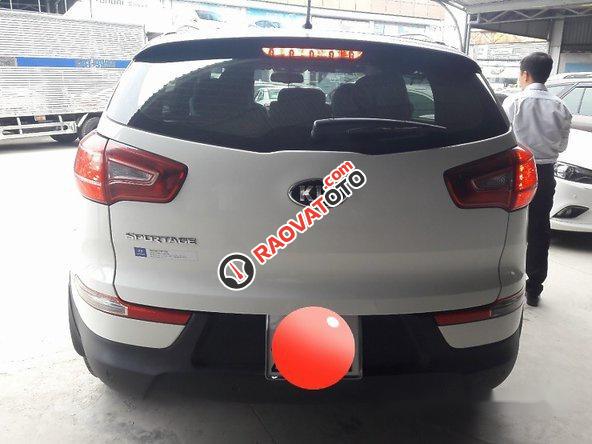 Bán xe Kia Sportage 2.0AT đời 2013, màu trắng, xe nhập, giá tốt-1