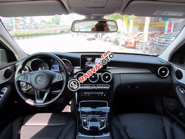 Cần bán Mercedes C200 đời 2016, màu bạc, nhập khẩu-3