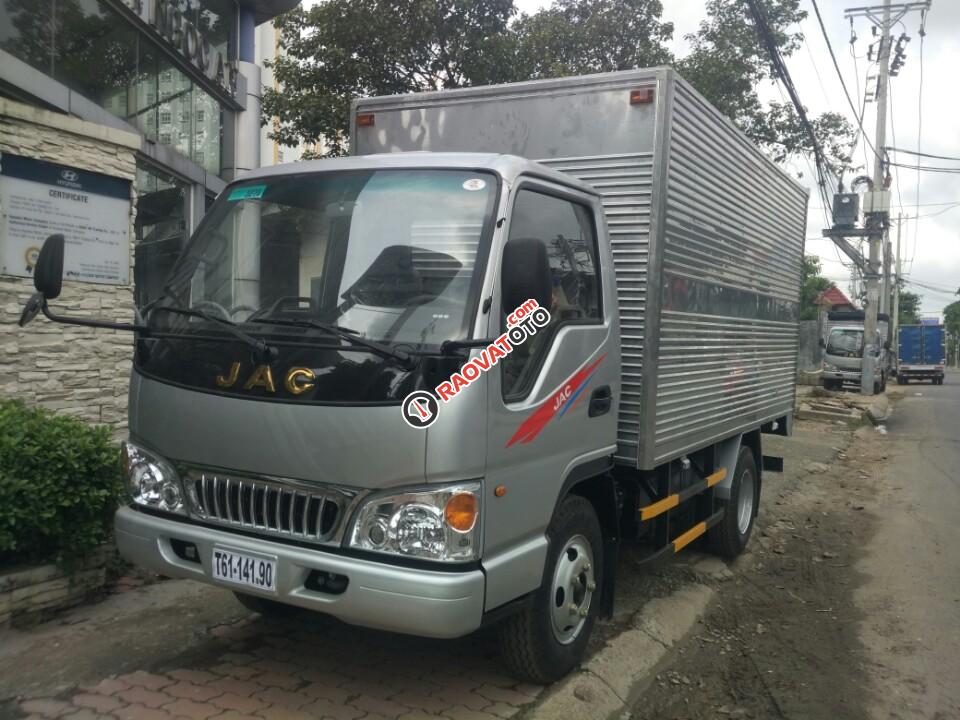 Bán xe tải Jac 2.4 tấn động cơ Isuzu, nhập khẩu 3 cục giá tốt, liên hệ ngay để được ưu đãi-0