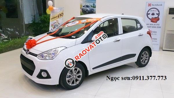 Cần bán Hyundai Grand i10 mới đời 2018, màu trắng, góp 90% xe, liên hệ Ngọc Sơn: 0911.377.773-0