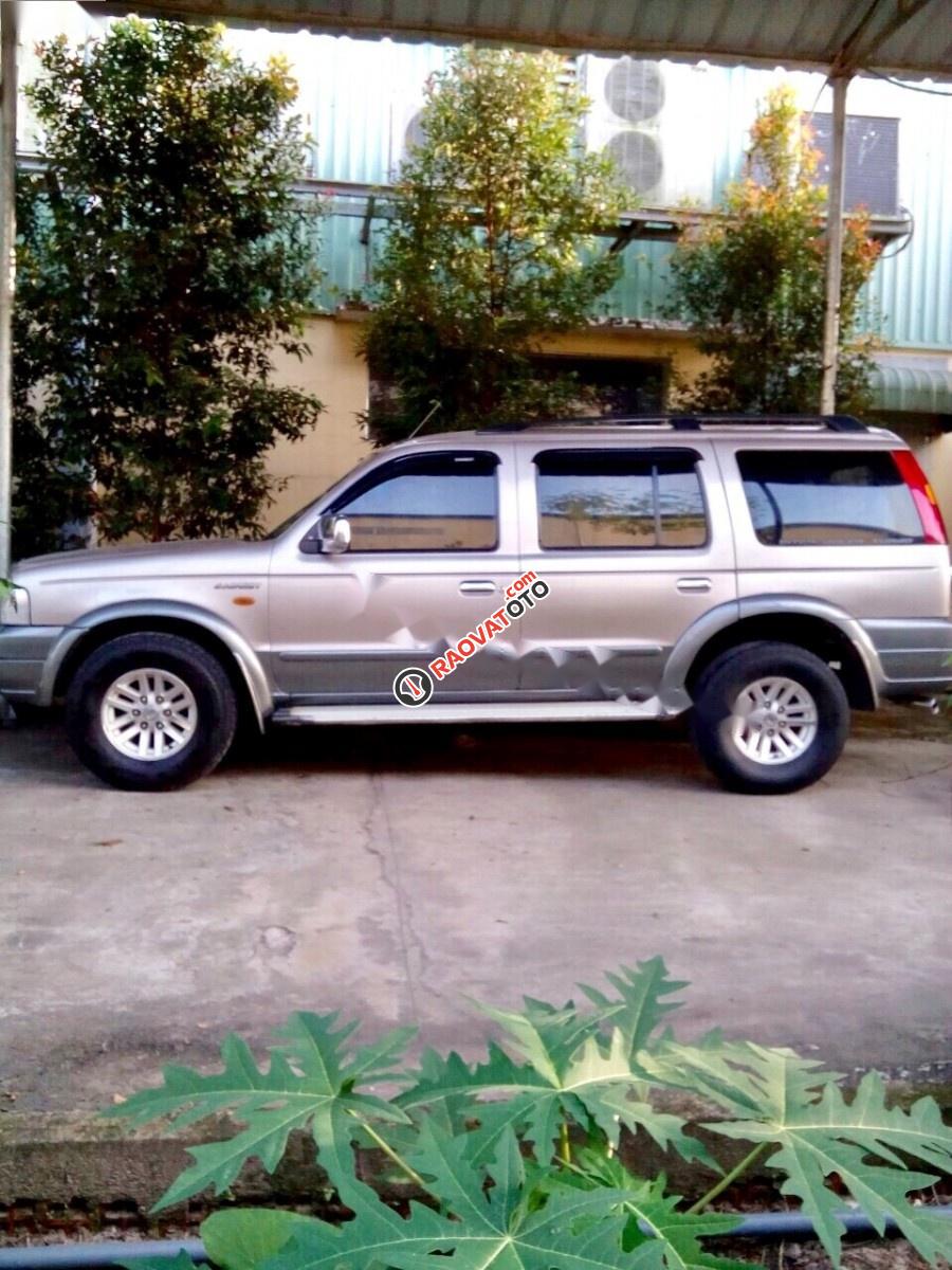 Cần bán gấp Ford Everest đời 2005, xe gia đình-3