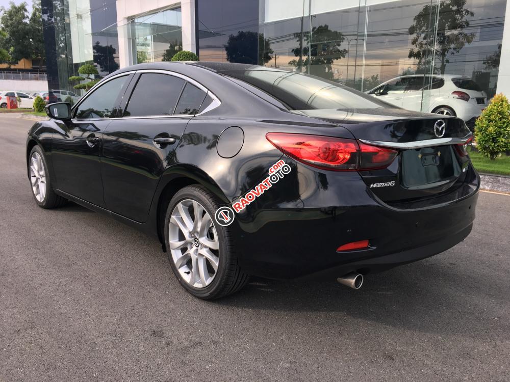 Cần bán Mazda 6 2.5 Premiun đời 2017, giá chỉ 999tr đồng với nhiều ưu đãi khuyến mại-5