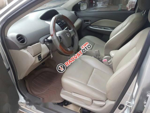 Chính chủ bán ô tô Toyota Vios G năm 2012, màu bạc-3