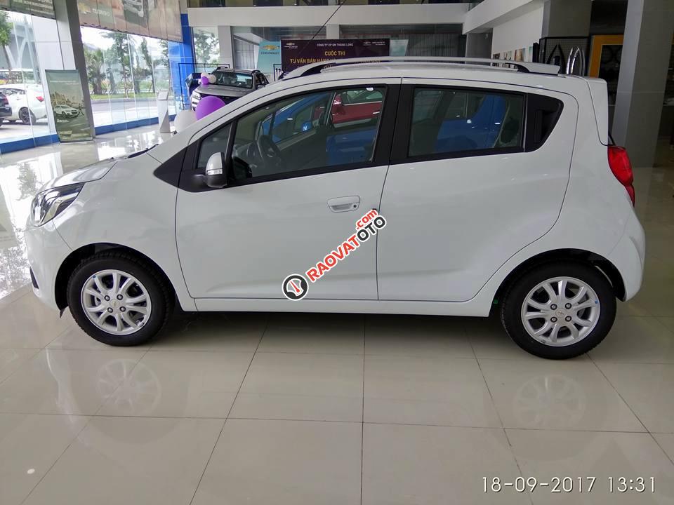 Bán Chevrolet Spark mới vay 90% - Cam kết giá tốt - LH 0912844768-0