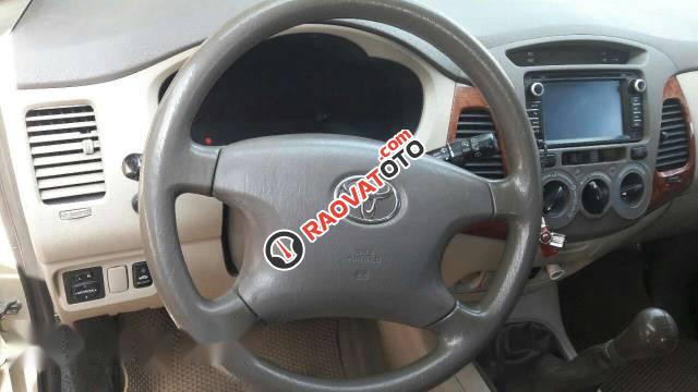 Bán Toyota Innova G đời 2008, màu bạc đẹp như mới-0