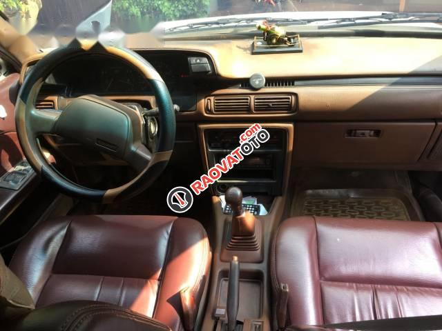 Bán Toyota Camry 2.0 sản xuất 1988, màu trắng-2