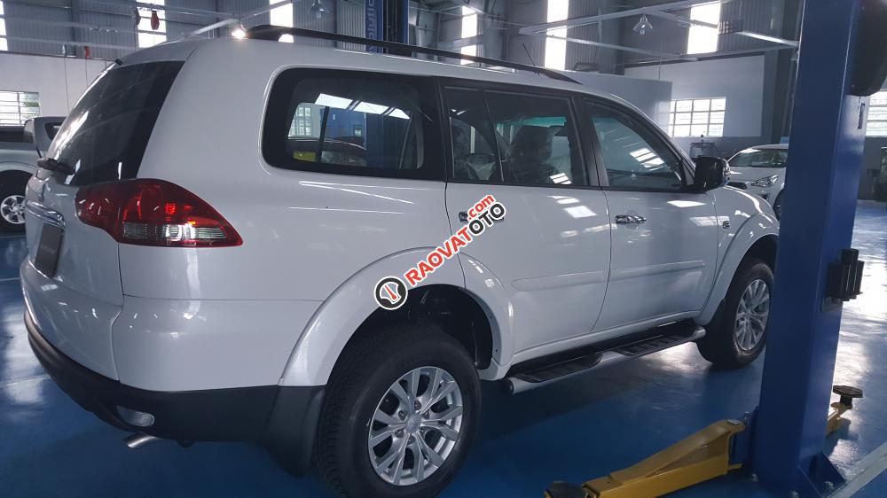 Đà Nẵng cần bán Mitsubishi Pajero Sport năm 2017, màu trắng, giá chỉ 750 triệu. LH: 0931911444-4