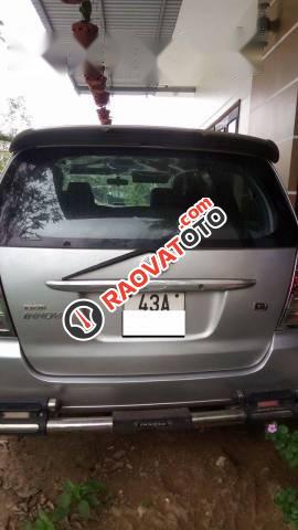 Bán gấp Toyota Innova năm 2006, màu bạc xe gia đình, 280tr-2