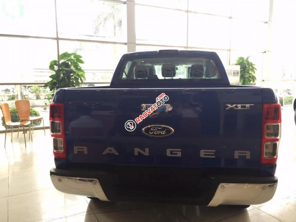 Cần bán Ford Ranger XLT 2.2L 4x4 MT đời 2017, màu xanh lam, nhập khẩu, giá 739tr-2