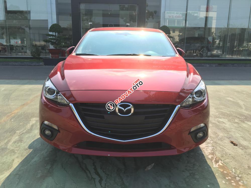 Cần bán xe Mazda 3 1.5L Hatchback 2017, hỗ trợ trả góp 80% cùng nhiều quà tặng-0