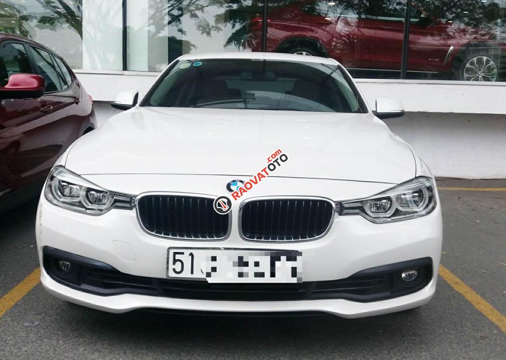 Cần Bán BMW 3 Series 320i LCI đăng ký 2017, xe mới đi 5.600km còn rất mới-1