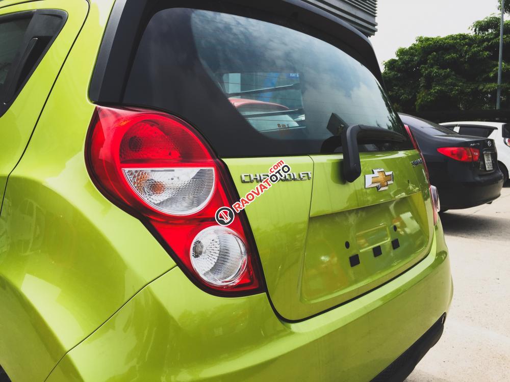 Bán Chevrolet Spark Van năm 2017 giá tốt-4