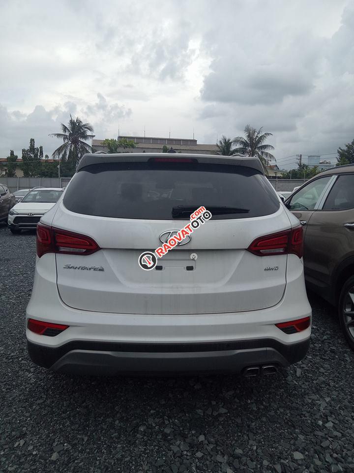 Bán Hyundai Santa Fe 2.4 AT 4WD 2017, màu trắng full dầu, xe mới 100%, hỗ trợ vay 80% nhanh, đơn giản. 0984545919 Cẩm-1