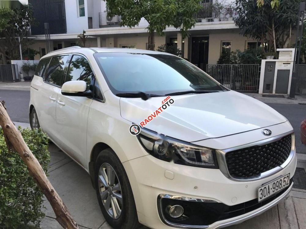 Cần bán lại xe Kia Sedona 3.3L GATH sản xuất 2016, màu trắng, số tự động-0