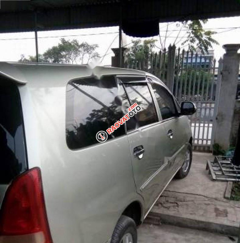 Bán Toyota Innova J năm 2008, màu bạc-4