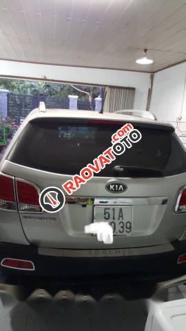 Bán Kia Sorento AT đời 2013, màu bạc chính chủ, 650tr-1