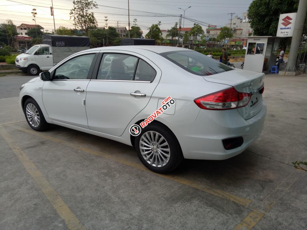 Bán Suzuki Ciaz 2017, xe giao ngay, liên hệ: 0985.547.829-9