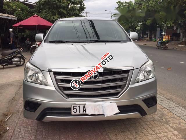 Bán xe Toyota Innova đời 2014, màu bạc, 565 triệu-5