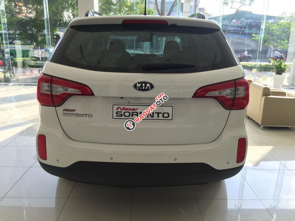 Bán xe Kia Sorento GAT model 2018, giá tốt nhất Sài Gòn, click xem ngay, ngân hàng hỗ trợ 80% giá trị xe-3