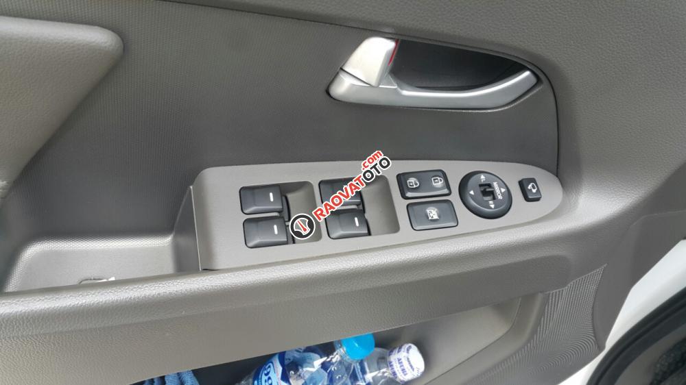 Cần bán Kia Sportage 2.0AT đời 2013, màu trắng, xe nhập, 656 triệu-7