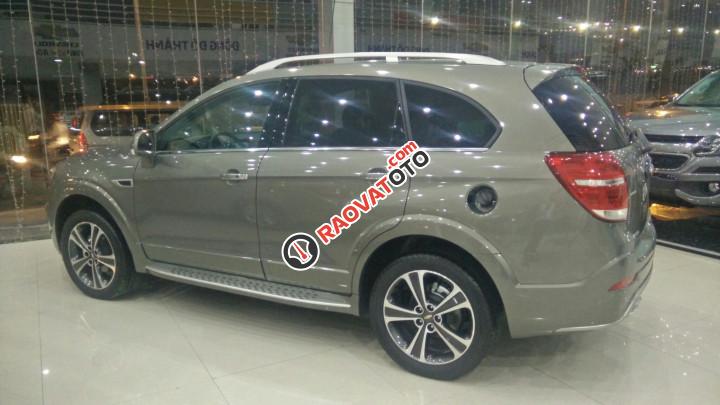 Bán xe cũ Chevrolet Captiva Revv mới, hỗ trợ ngân hàng lên đến 90%-1