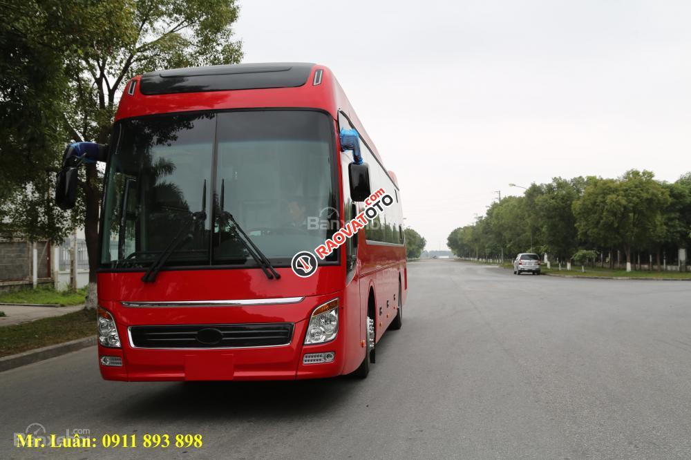 Bán xe giường nằm máy Hino 380ps, 3 tỷ 50 triệu, mới nhất 2017-19