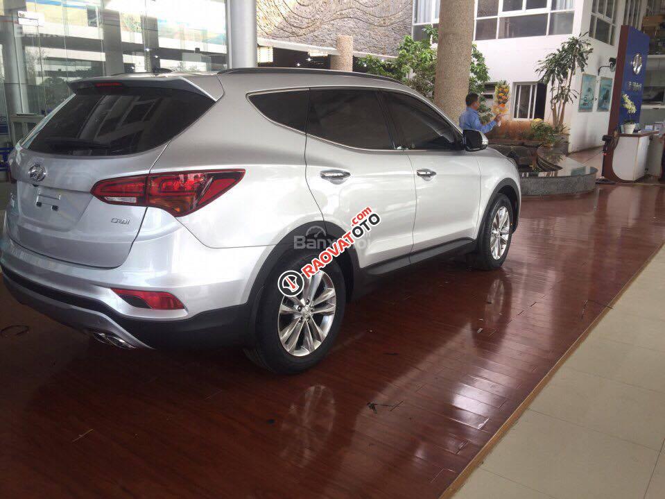 Bán Hyundai Santa Fe 2.2 màu trắng, có xe giao ngay, hỗ trợ trả góp 0961917516-6