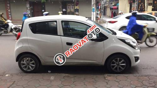 Bán Chevrolet Spark 1.2 MT đời 2016, màu trắng-2