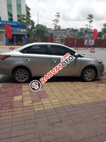 Bán lại xe Toyota Vios đời 2017, màu bạc, giá 520tr-0