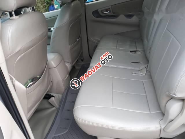 Bán xe Toyota Innova sản xuất 2015, màu bạc-5