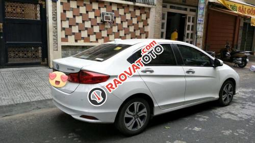 Cần bán Honda City 1.5 AT sản xuất 2016, màu trắng như mới-1