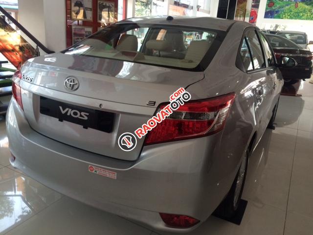 Bán xe Toyota Vios 1.5E MT đời 2018, màu bạc, 483tr, khuyến mãi đến 40 triệu-3