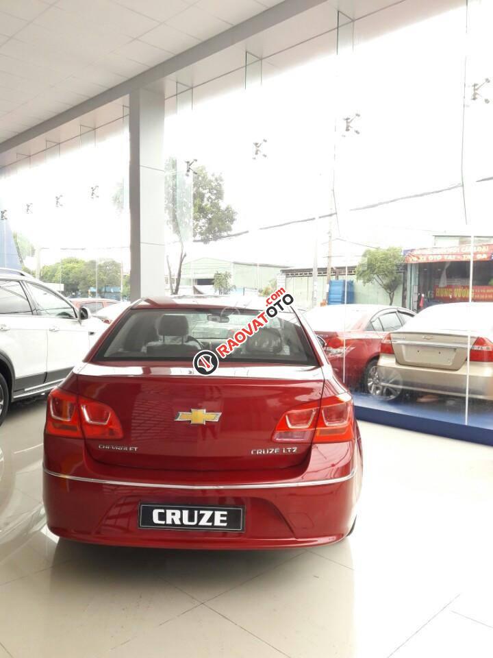 Chevrolet Cruze LTZ ưu đãi 40tr, trả góp - 160 triệu lăn bánh, giá tốt nhất, giao xe tận nhà. LH Nhung 0907148849-2