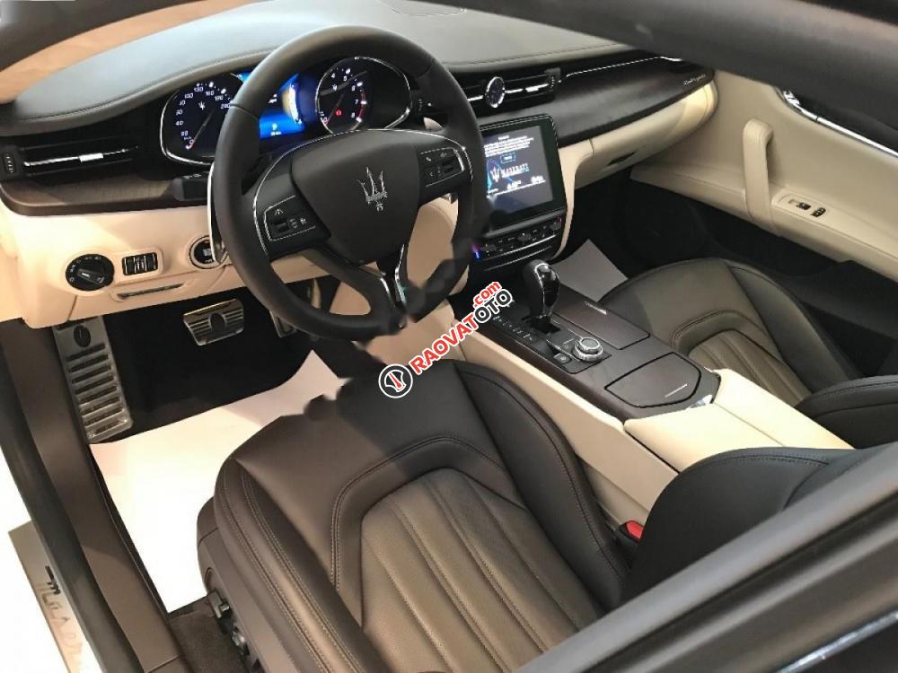 Cần bán xe Maserati Quatroporte 3.0 V6 đời 2017, màu trắng, xe nhập-3