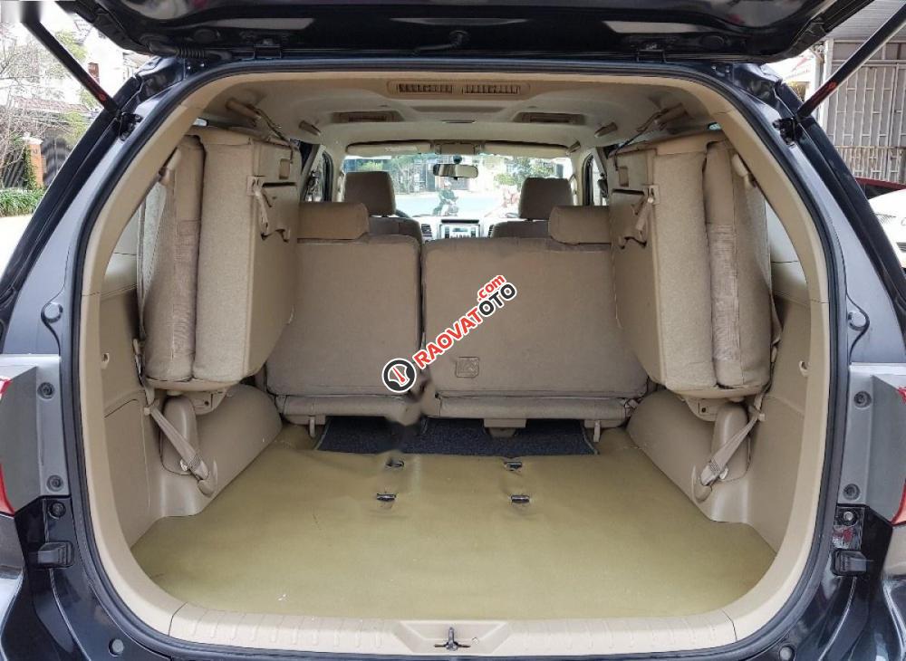 Cần bán gấp Toyota Fortuner 2.5G MT đời 2011, màu đen-8