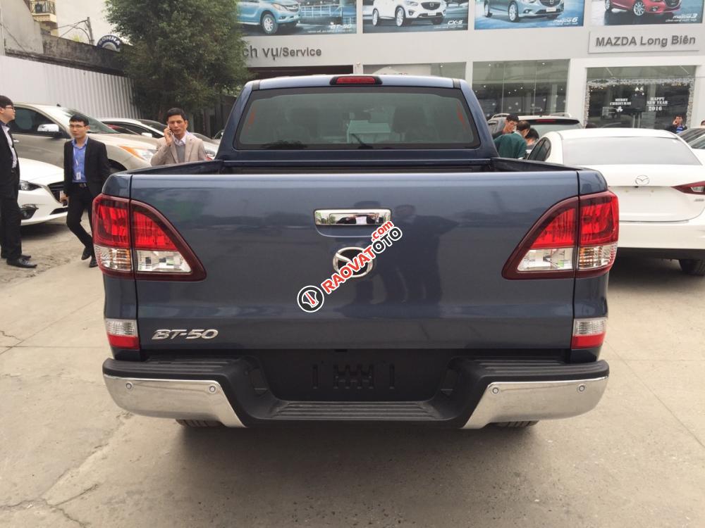 Bán Mazda BT 50 2.2 AT 2017, giá tốt nhất, hỗ trợ trả góp 85% - Giao xe nhanh - Liên hệ 01665892196 Mazda Phạm Văn Đồng-3