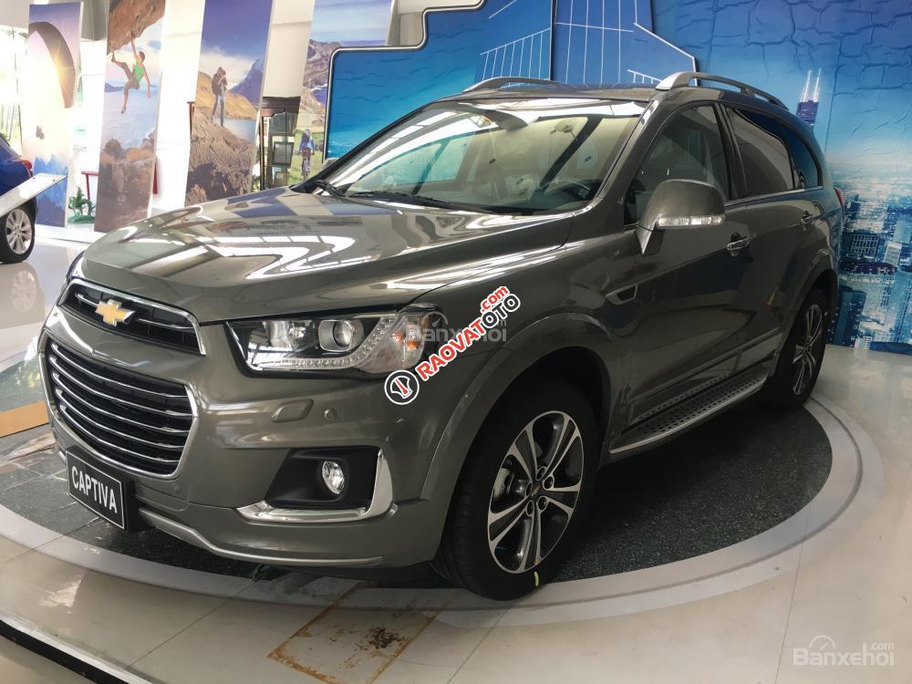 Chevrolet Captiva 2017, hỗ trợ vay ngân hàng 90%. Gọi Ms. Lam 0939193718-0