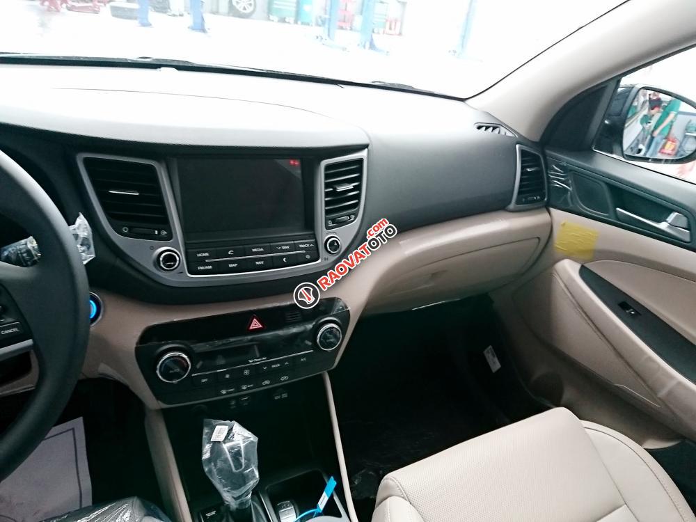 Hyundai Tucson 2.0 AT Full xăng 2017 giá sốc, giảm tới 92tr-5