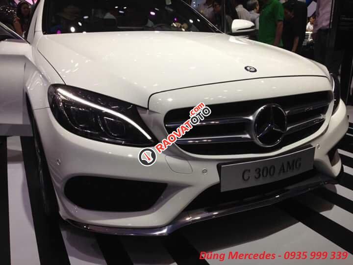 Mercedes-Benz C300 trắng, nội thất đỏ, giao xe ngay-0