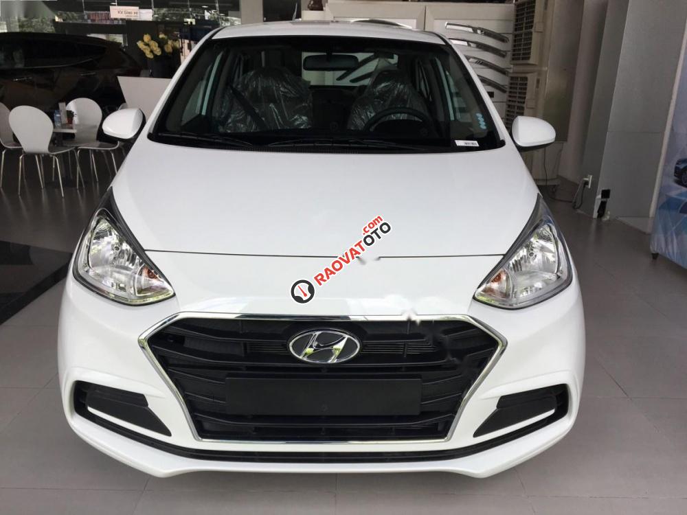 Cần bán Hyundai Grand i10 1.2 MT Base đời 2017, màu trắng, giá chỉ 350 triệu-2