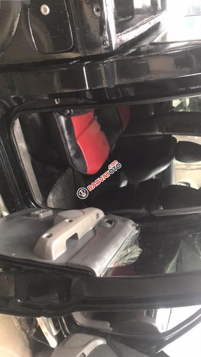 Cần bán gấp Ford Ranger đời 2004, màu đen, giá tốt-3